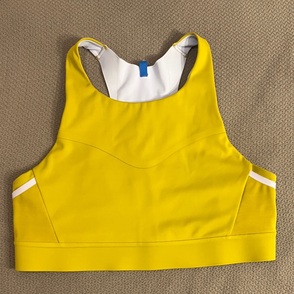 Brooks Drive 3 Pocket Run Bra 34C/D